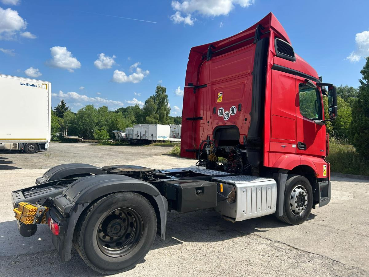 Mercedes Actros 1845 - Τράκτορας: φωτογραφία 4 Mercedes Actros 1845 - Τράκτορας: φωτογραφία 4