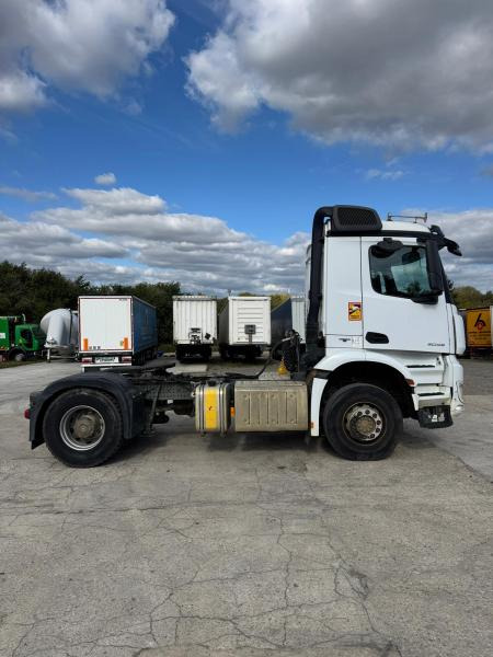 Mercedes Arocs 2045 - Τράκτορας: φωτογραφία 5 Mercedes Arocs 2045 - Τράκτορας: φωτογραφία 5
