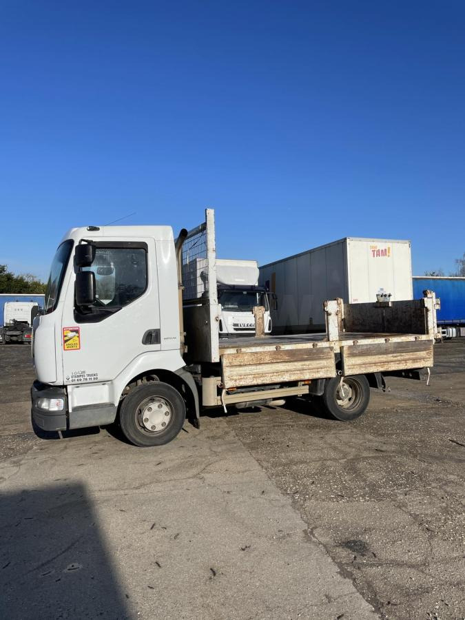 Renault Midlum 160 - Φορτηγό ανατρεπόμενο: φωτογραφία 2 Renault Midlum 160 - Φορτηγό ανατρεπόμενο: φωτογραφία 2