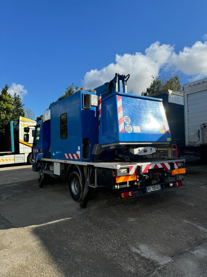 Renault Midlum 180 - Φορτηγό με εναέρια πλατφόρμα: φωτογραφία 5 Renault Midlum 180 - Φορτηγό με εναέρια πλατφόρμα: φωτογραφία 5