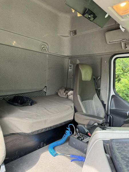 Renault Premium 430 - Φορτηγό μεταφοράς εμπορευματοκιβωτίων/ Κινητό αμάξωμα: φωτογραφία 2 Renault Premium 430 - Φορτηγό μεταφοράς εμπορευματοκιβωτίων/ Κινητό αμάξωμα: φωτογραφία 2