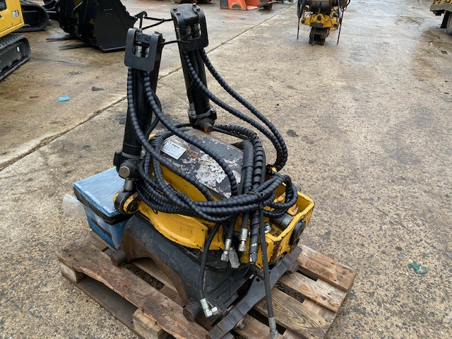 Engcon EC 20 - CW30EC - SS9SQ - Ohne TOP Parts - Σύστημα tiltrotator: φωτογραφία 4 Engcon EC 20 - CW30EC - SS9SQ - Ohne TOP Parts - Σύστημα tiltrotator: φωτογραφία 4