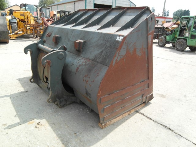 Volvo - Κουβάς για φορτωτή: φωτογραφία 3 Volvo - Κουβάς για φορτωτή: φωτογραφία 3