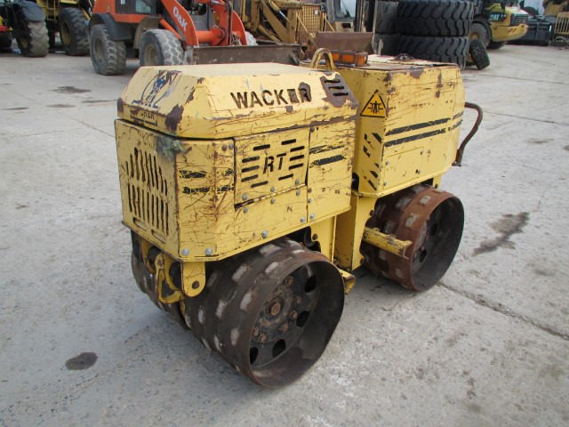 Wacker RT 820 H - Μικρος ασφαλτικός οδοστρωτήρας: φωτογραφία 1 Wacker RT 820 H - Μικρος ασφαλτικός οδοστρωτήρας: φωτογραφία 1