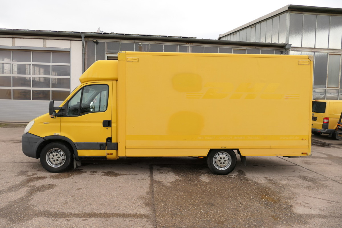 IVECO Daily 35 S11 C30C AUTOMATIK KAMERA MAXI Regale D - Επαγγελματικό αυτοκίνητο κόφα: φωτογραφία 4 IVECO Daily 35 S11 C30C AUTOMATIK KAMERA MAXI Regale D - Επαγγελματικό αυτοκίνητο κόφα: φωτογραφία 4
