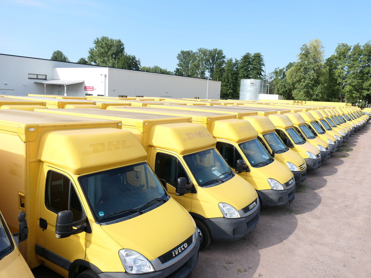 IVECO Daily 35 S11 C30C AUTOMATIK KAMERA MAXI Regale D - Επαγγελματικό αυτοκίνητο κόφα: φωτογραφία 1 IVECO Daily 35 S11 C30C AUTOMATIK KAMERA MAXI Regale D - Επαγγελματικό αυτοκίνητο κόφα: φωτογραφία 1