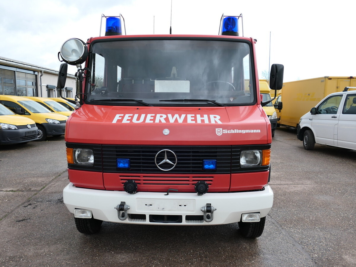 MERCEDES-BENZ 814 D LF 8/6 DoKa AHK Löschwassertank 600L Schli - Ασθενοφόρο: φωτογραφία 2 MERCEDES-BENZ 814 D LF 8/6 DoKa AHK Löschwassertank 600L Schli - Ασθενοφόρο: φωτογραφία 2