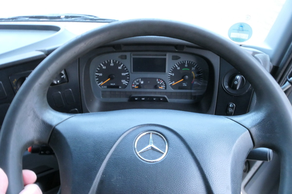 Σάρωθρο δρόμων MERCEDES-BENZ Atego 1018 Rechtslenker Schmidt SK 500 R Rückfah: φωτογραφία 13