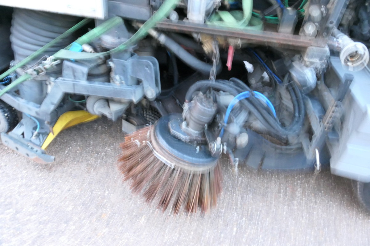 Σάρωθρο δρόμων MERCEDES-BENZ Atego 1018 Rechtslenker Schmidt SK 500 R Rückfah: φωτογραφία 7