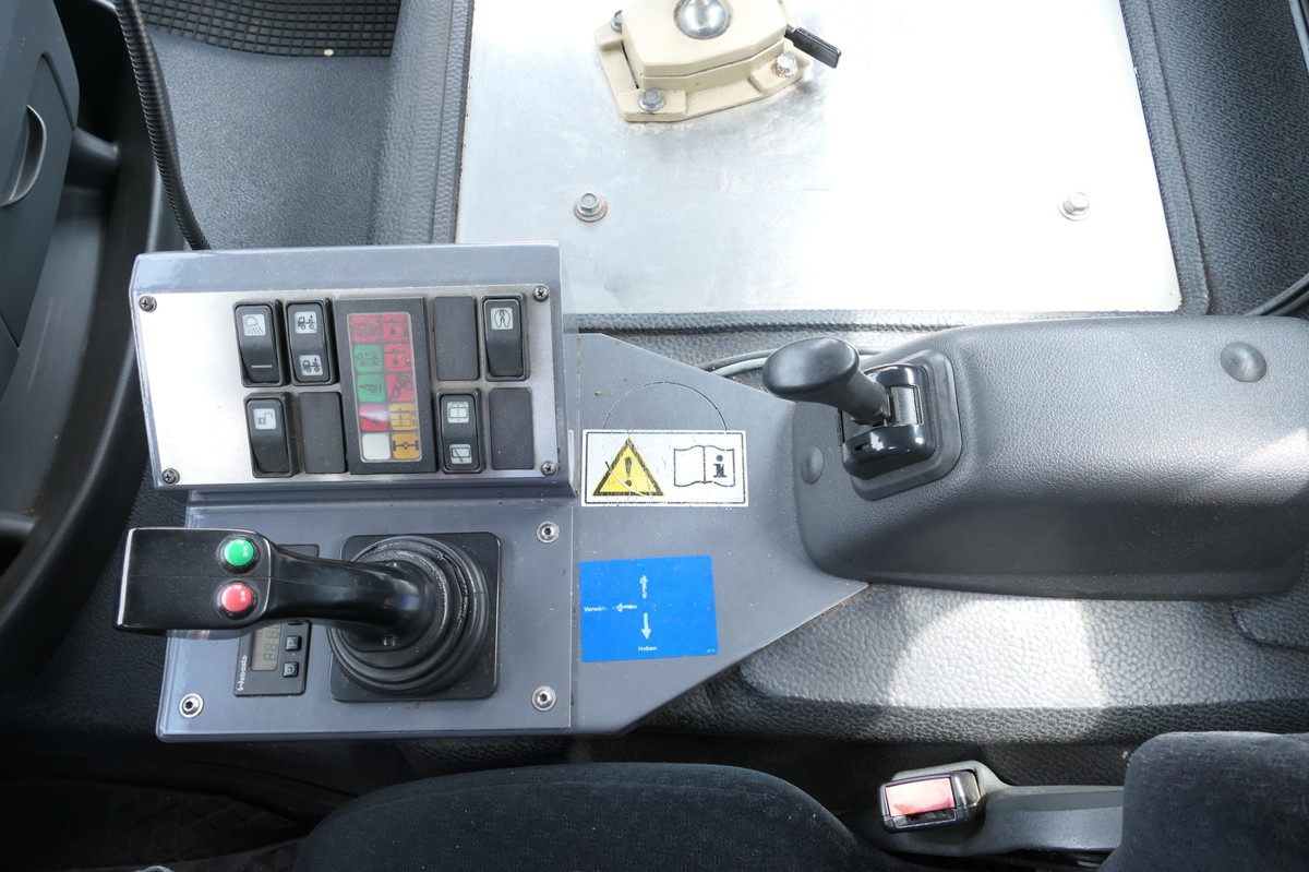 Φορτηγό μεταφοράς εμπορευματοκιβωτίων/ Κινητό αμάξωμα MERCEDES-BENZ KAMAG WBH 25 Wiesel Terberg Umsetzfahrz. Sattelk: φωτογραφία 11 Φορτηγό μεταφοράς εμπορευματοκιβωτίων/ Κινητό αμάξωμα MERCEDES-BENZ KAMAG WBH 25 Wiesel Terberg Umsetzfahrz. Sattelk: φωτογραφία 11