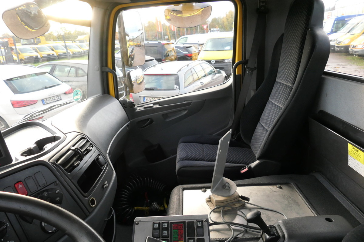 Φορτηγό μεταφοράς εμπορευματοκιβωτίων/ Κινητό αμάξωμα MERCEDES-BENZ KAMAG WBH 25 Wiesel Terberg Umsetzfahrz. Sattelk: φωτογραφία 13 Φορτηγό μεταφοράς εμπορευματοκιβωτίων/ Κινητό αμάξωμα MERCEDES-BENZ KAMAG WBH 25 Wiesel Terberg Umsetzfahrz. Sattelk: φωτογραφία 13