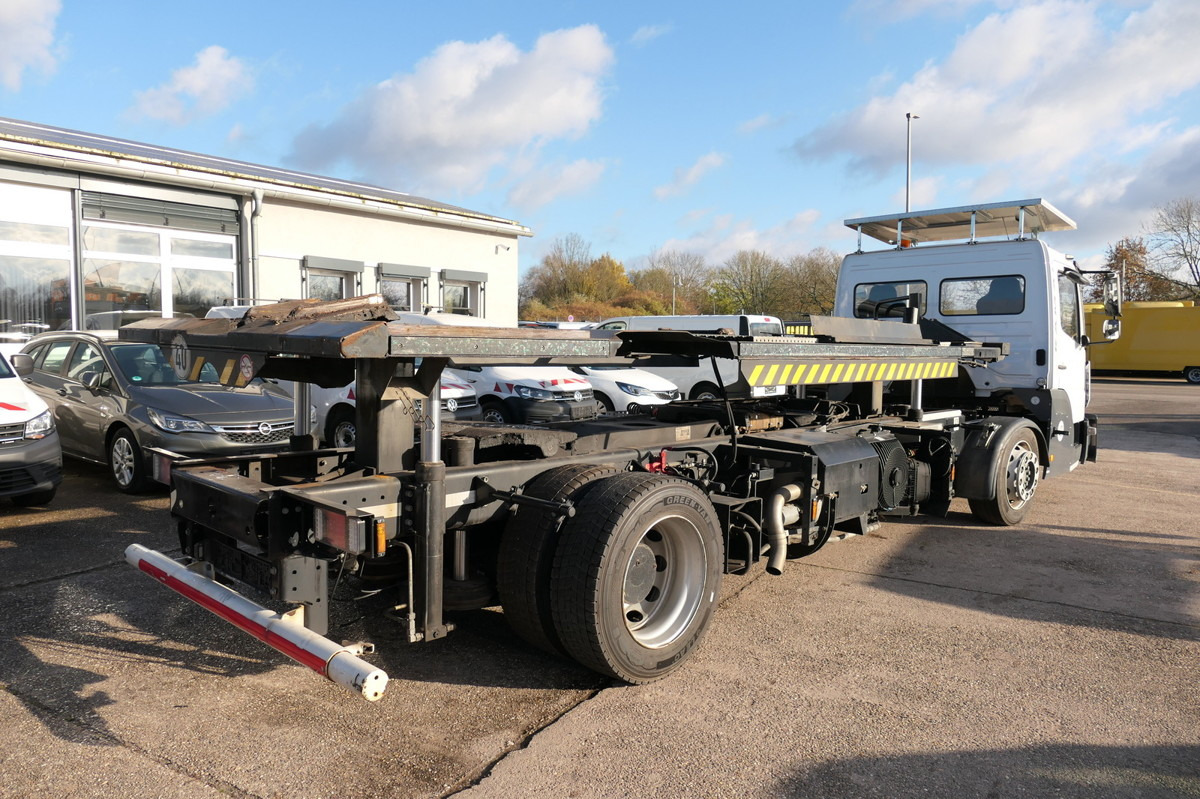 MERCEDES-BENZ Kamag Wiesel WBH 25 E4-D - Φορτηγό μεταφοράς εμπορευματοκιβωτίων/ Κινητό αμάξωμα: φωτογραφία 2 MERCEDES-BENZ Kamag Wiesel WBH 25 E4-D - Φορτηγό μεταφοράς εμπορευματοκιβωτίων/ Κινητό αμάξωμα: φωτογραφία 2