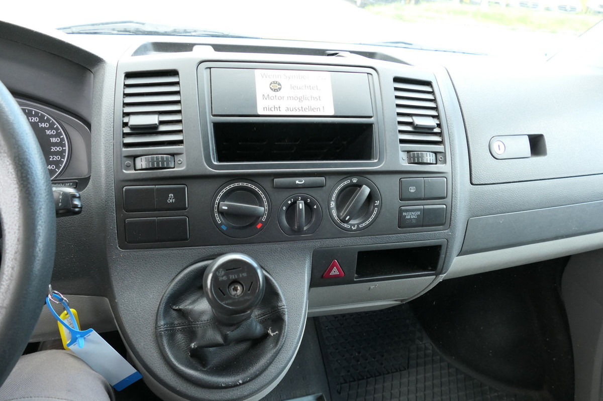Μικρό βαν VW T5 Transporter 2.0 TDI 2-Sitzer PARKTRONIK EURO5: φωτογραφία 11 Μικρό βαν VW T5 Transporter 2.0 TDI 2-Sitzer PARKTRONIK EURO5: φωτογραφία 11
