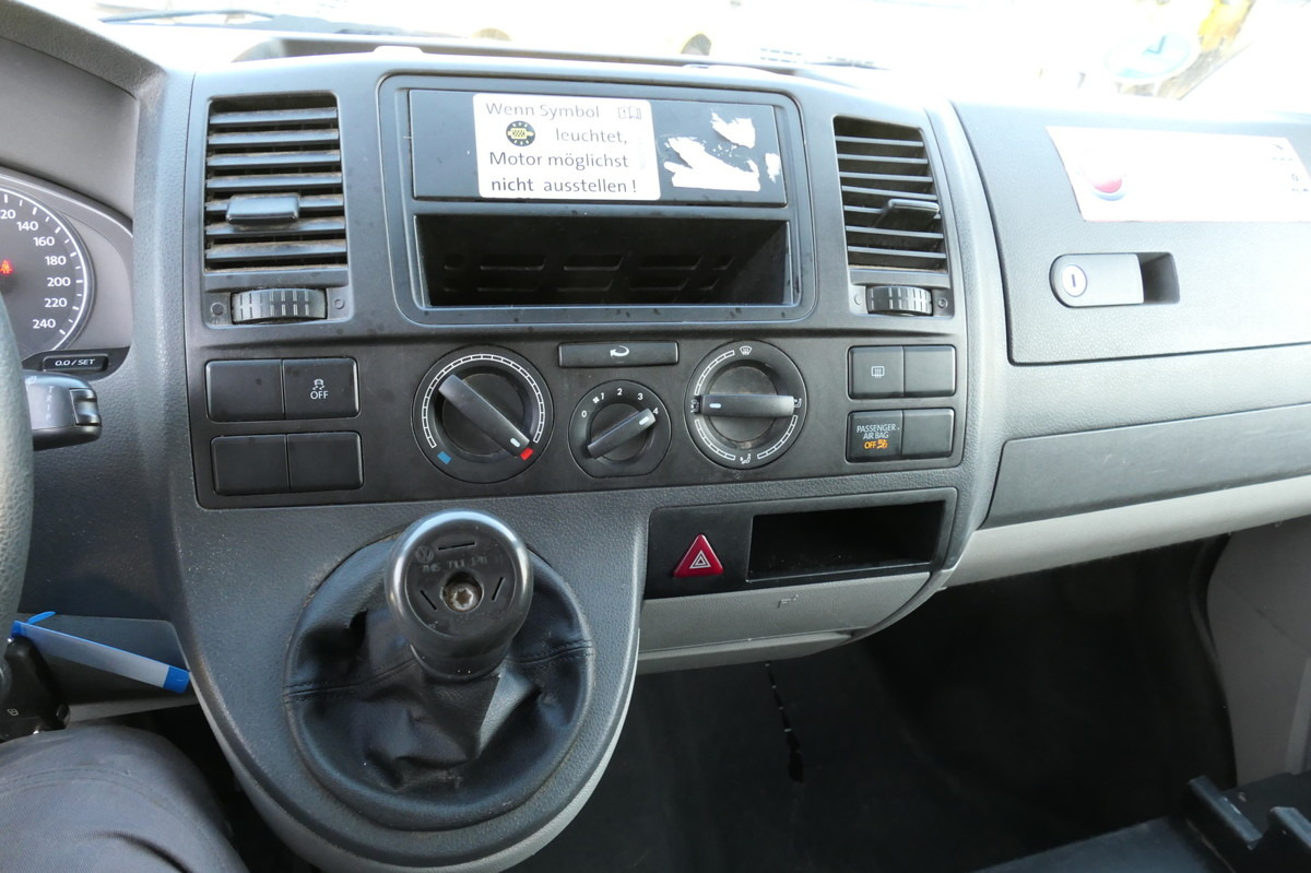 Μικρό βαν VW T5 Transporter 2.0 TDI 2xSCHIEBETÜR PARKTRONIK E: φωτογραφία 12