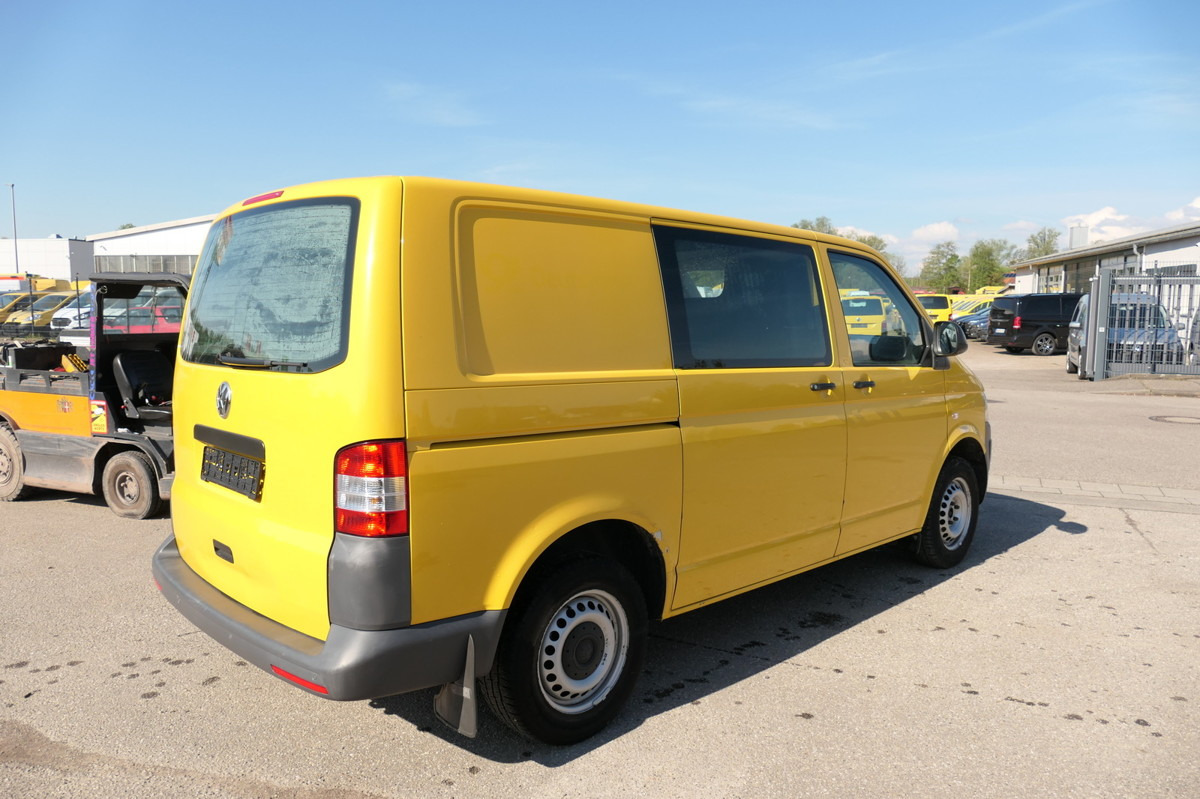VW T5 Transporter 2.0 TDI 2xSCHIEBETÜR PARKTRONIK E - Μικρό βαν: φωτογραφία 4 VW T5 Transporter 2.0 TDI 2xSCHIEBETÜR PARKTRONIK E - Μικρό βαν: φωτογραφία 4