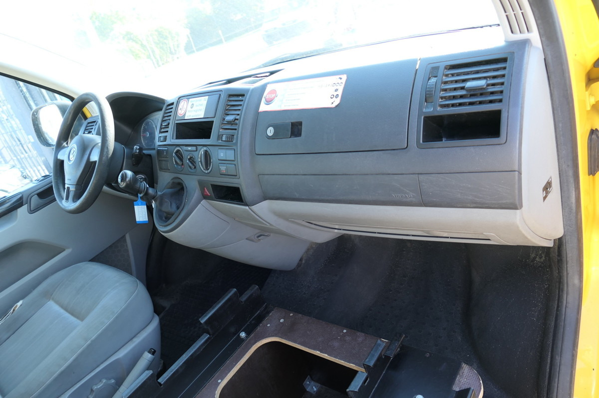 Μίσθωση VW T5 Transporter 2.0 TDI PARKTRONIK 2xSCHIEBETÜR VW T5 Transporter 2.0 TDI PARKTRONIK 2xSCHIEBETÜR: φωτογραφία 8