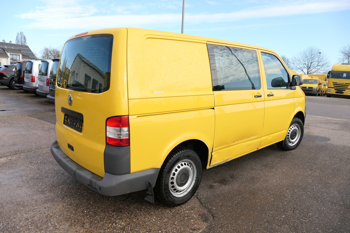 VW T5 Transporter 2.0 TDI PARKTRONIK EURO-5 2xSCHIE - Μικρό βαν: φωτογραφία 4 VW T5 Transporter 2.0 TDI PARKTRONIK EURO-5 2xSCHIE - Μικρό βαν: φωτογραφία 4