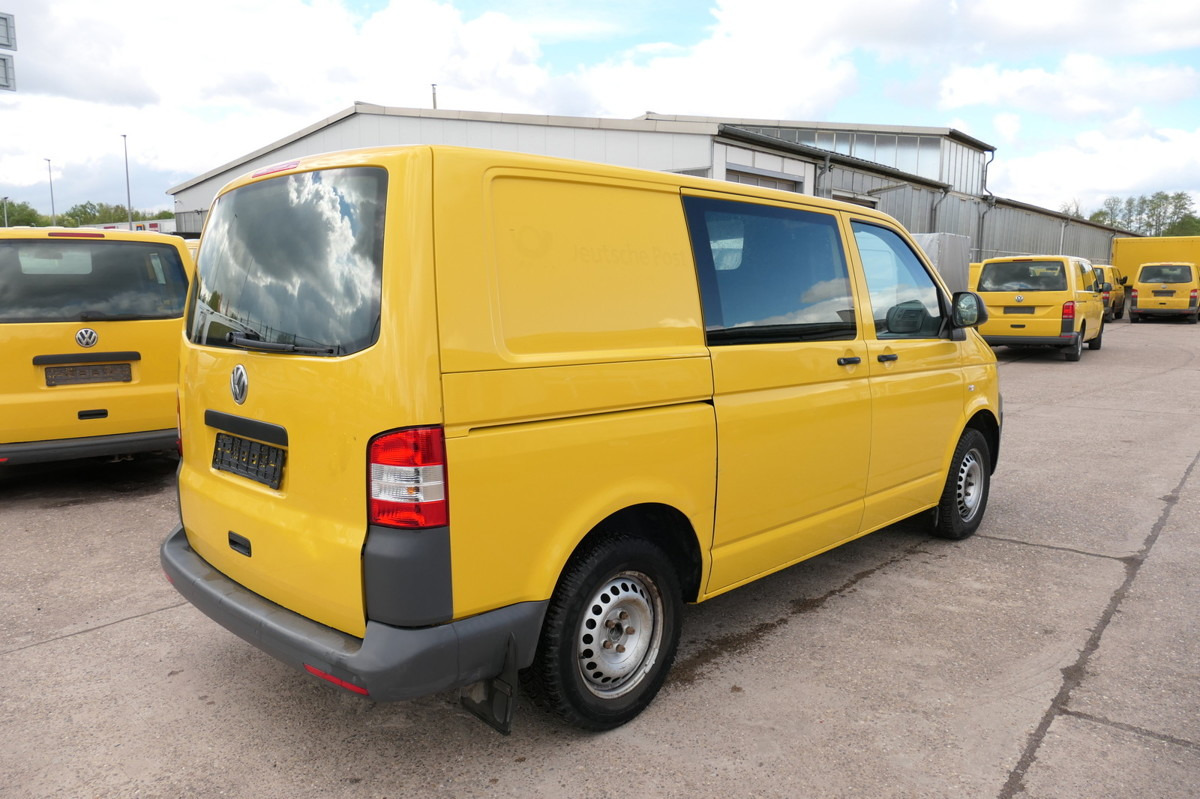 VW T5 Transporter 2.0 TDI PARKTRONIK EURO-5 2xSCHIE - Μικρό βαν: φωτογραφία 4 VW T5 Transporter 2.0 TDI PARKTRONIK EURO-5 2xSCHIE - Μικρό βαν: φωτογραφία 4