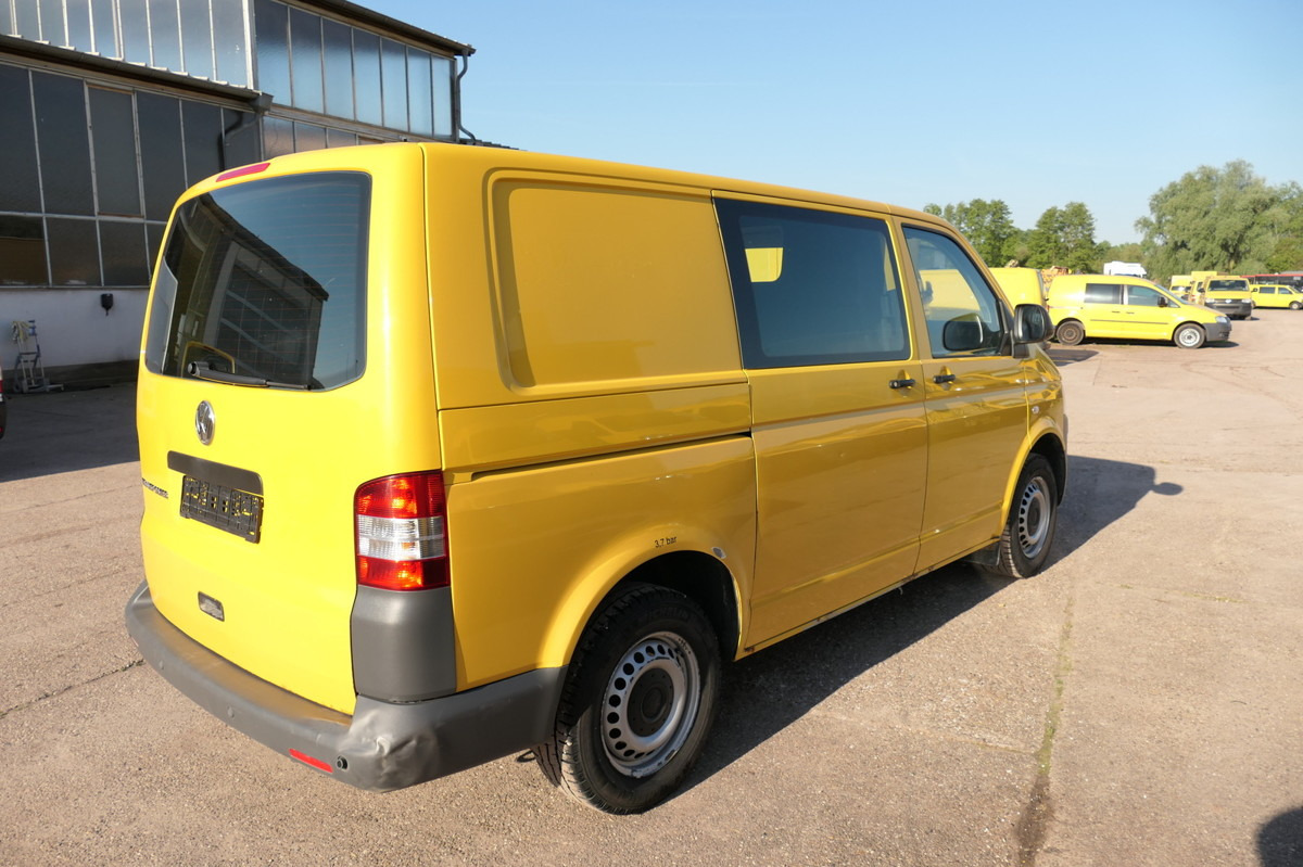 VW T5 Transporter 2.0 TDI PARKTRONIK EURO-5 2xSCHIE - Μικρό βαν: φωτογραφία 4 VW T5 Transporter 2.0 TDI PARKTRONIK EURO-5 2xSCHIE - Μικρό βαν: φωτογραφία 4