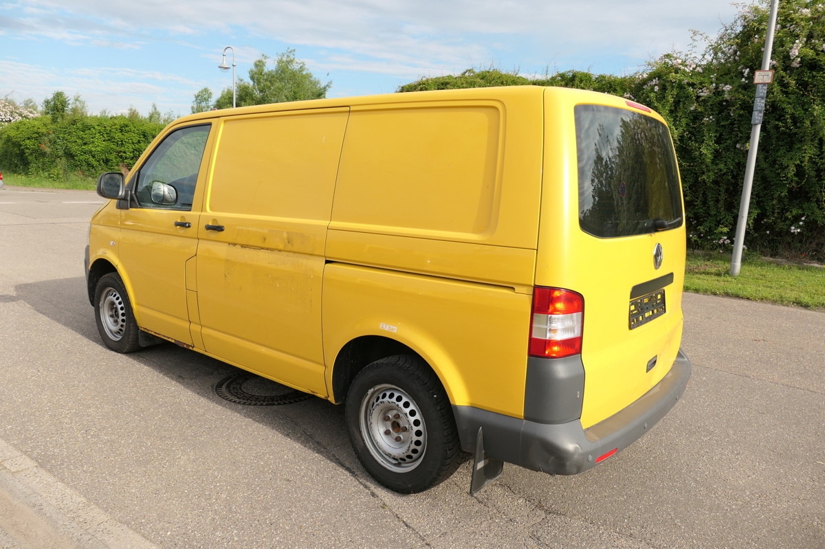 VW T5 Transporter 2.0 TDI PARKTRONIK EURO-5 2xSCHIE - Μικρό βαν: φωτογραφία 5 VW T5 Transporter 2.0 TDI PARKTRONIK EURO-5 2xSCHIE - Μικρό βαν: φωτογραφία 5