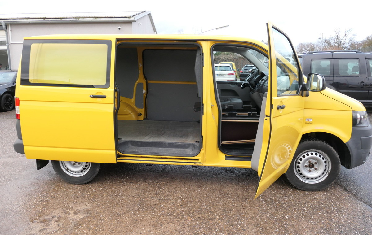 Μικρό βαν VW T5 Transporter 2.0 TDI PARKTRONIK EURO-5 2xSCHIE: φωτογραφία 9 Μικρό βαν VW T5 Transporter 2.0 TDI PARKTRONIK EURO-5 2xSCHIE: φωτογραφία 9