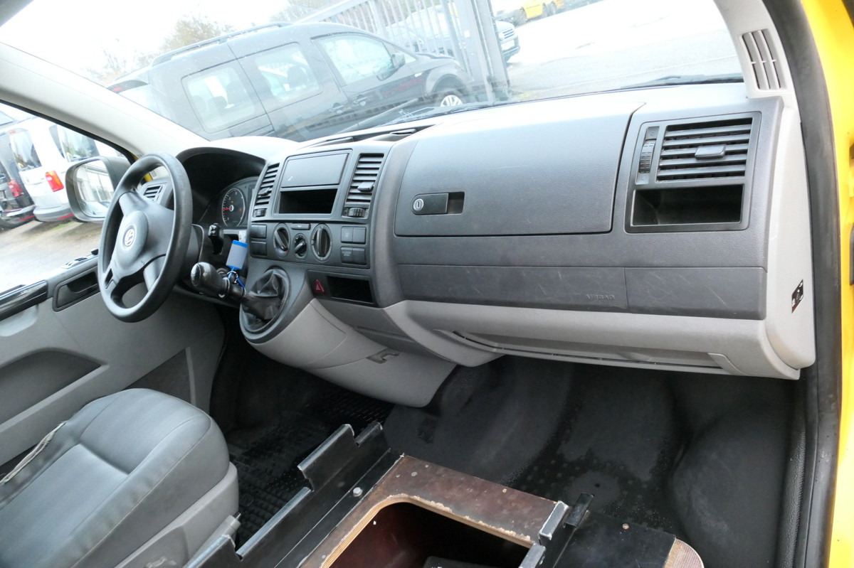 Μικρό βαν VW T5 Transporter 2.0 TDI PARKTRONIK EURO-5 2xSCHIE: φωτογραφία 8 Μικρό βαν VW T5 Transporter 2.0 TDI PARKTRONIK EURO-5 2xSCHIE: φωτογραφία 8