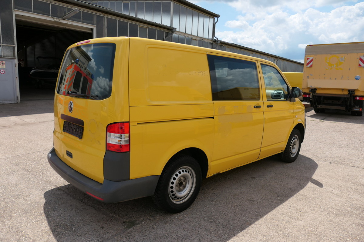 VW T5 Transporter 2.0 TDI PARKTRONIK EURO-5 2xSCHIE - Μικρό βαν: φωτογραφία 3 VW T5 Transporter 2.0 TDI PARKTRONIK EURO-5 2xSCHIE - Μικρό βαν: φωτογραφία 3
