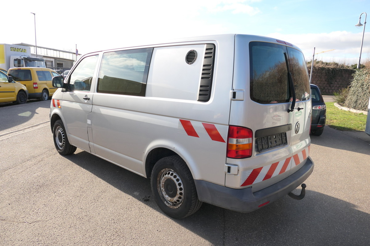 VW T5 Transporter 2.5 TDI 2-Sitzer 4Motion AHK KLIM - Μικρό βαν: φωτογραφία 4 VW T5 Transporter 2.5 TDI 2-Sitzer 4Motion AHK KLIM - Μικρό βαν: φωτογραφία 4