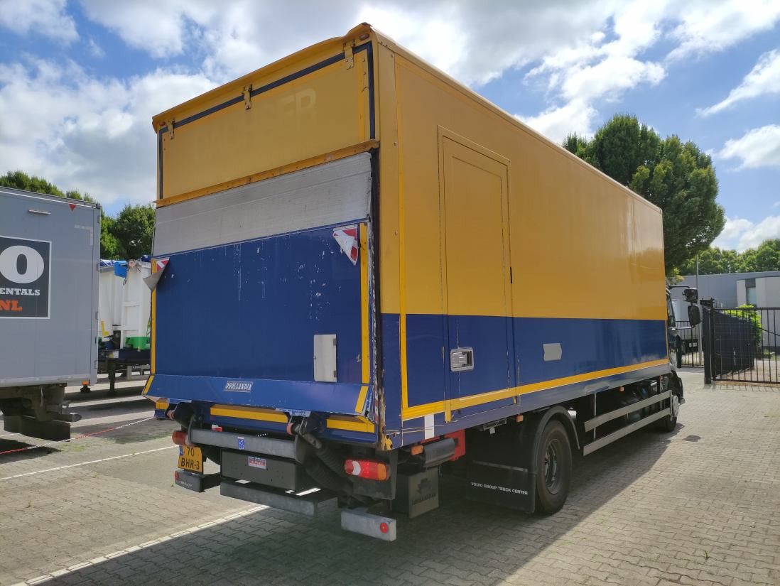 Renault D 14 240 4X2 - 319.854Km - Φορτηγό κόφα: φωτογραφία 2 Renault D 14 240 4X2 - 319.854Km - Φορτηγό κόφα: φωτογραφία 2