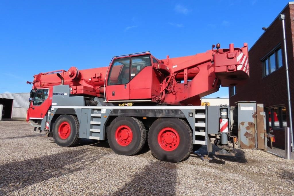 Liebherr LTM 1055-3.2 - Γερανός παντός εδάφους: φωτογραφία 4 Liebherr LTM 1055-3.2 - Γερανός παντός εδάφους: φωτογραφία 4