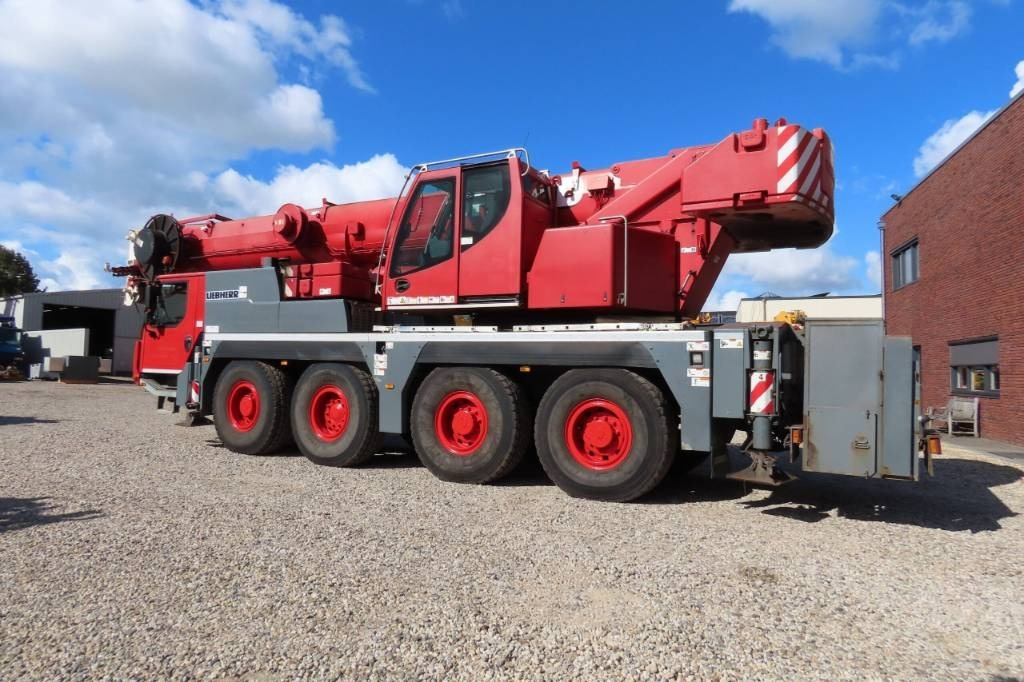 Liebherr LTM 1070-4.2 - Γερανός παντός εδάφους: φωτογραφία 4 Liebherr LTM 1070-4.2 - Γερανός παντός εδάφους: φωτογραφία 4