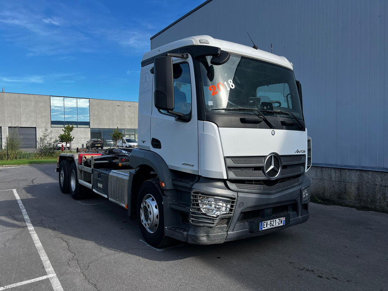 Mercedes-Benz Actros 2543 - Φορτηγό φόρτωσης γάντζου: φωτογραφία 5 Mercedes-Benz Actros 2543 - Φορτηγό φόρτωσης γάντζου: φωτογραφία 5