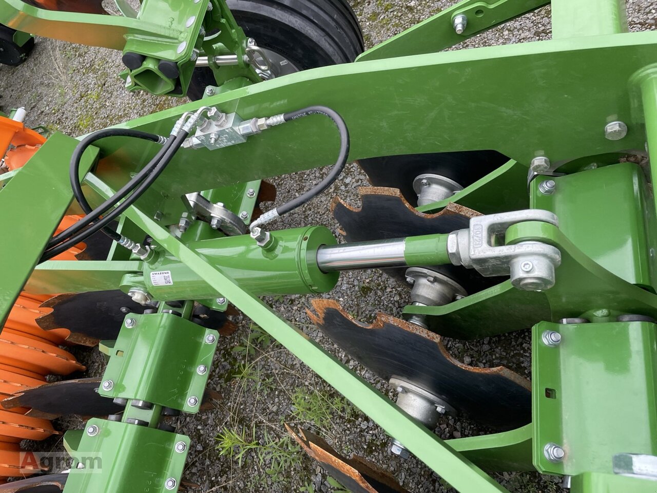 Amazone CatrosXL 3003 - Δισκοσβάρνα: φωτογραφία 5 Amazone CatrosXL 3003 - Δισκοσβάρνα: φωτογραφία 5
