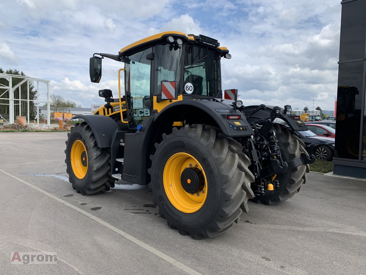 JCB Fastrac 4220 iCON - Τρακτέρ: φωτογραφία 3 JCB Fastrac 4220 iCON - Τρακτέρ: φωτογραφία 3