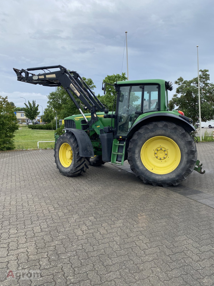 John Deere 6930 Premium - Τρακτέρ: φωτογραφία 3 John Deere 6930 Premium - Τρακτέρ: φωτογραφία 3
