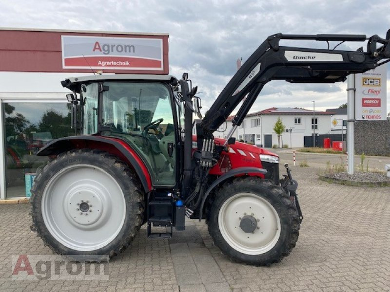 Massey Ferguson 5711 - Τρακτέρ: φωτογραφία 3 Massey Ferguson 5711 - Τρακτέρ: φωτογραφία 3