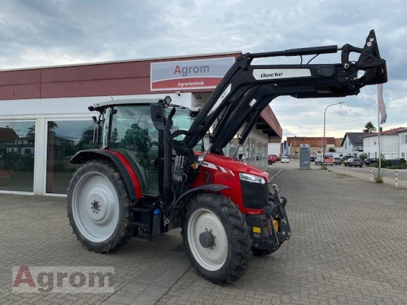 Massey Ferguson 5711 - Τρακτέρ: φωτογραφία 1 Massey Ferguson 5711 - Τρακτέρ: φωτογραφία 1