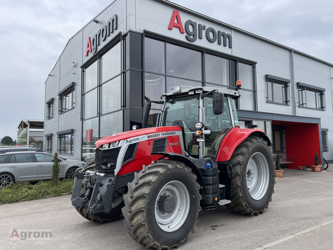 Massey Ferguson 7S.165 Dyna6 EFFICIENT - Τρακτέρ: φωτογραφία 1 Massey Ferguson 7S.165 Dyna6 EFFICIENT - Τρακτέρ: φωτογραφία 1