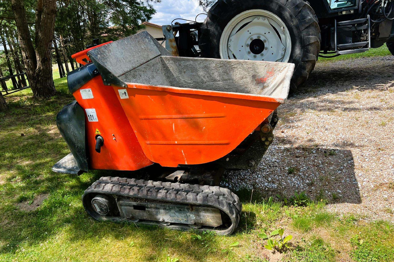 Kubota KC70 - Μίνι ανατρεπόμενο: φωτογραφία 1 Kubota KC70 - Μίνι ανατρεπόμενο: φωτογραφία 1