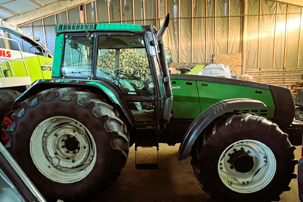 Valtra 8450 Mega - Τρακτέρ: φωτογραφία 3 Valtra 8450 Mega - Τρακτέρ: φωτογραφία 3