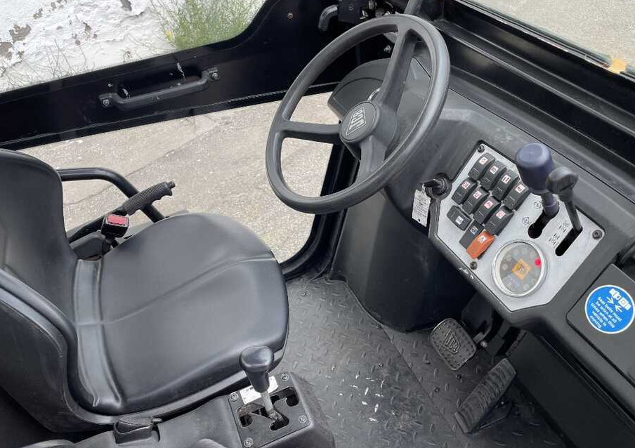 JCB WORKMAX 1000 D - Μηχάνημα έλξης: φωτογραφία 4 JCB WORKMAX 1000 D - Μηχάνημα έλξης: φωτογραφία 4
