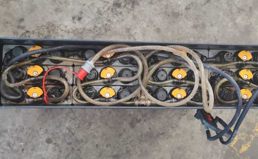 Still EXV 10 - Μηχάνημα στοίβαξης: φωτογραφία 2 Still EXV 10 - Μηχάνημα στοίβαξης: φωτογραφία 2