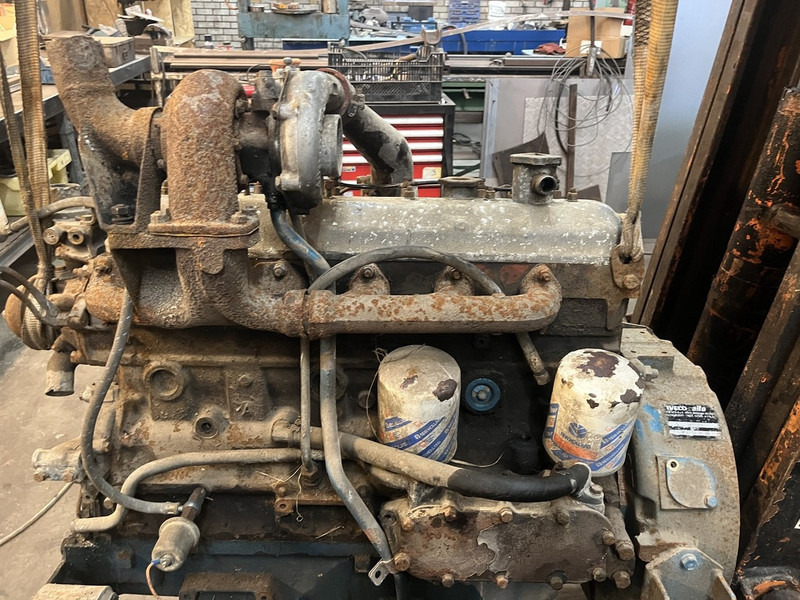 Fiat 6 cilinder - Κινητήρας: φωτογραφία 4 Fiat 6 cilinder - Κινητήρας: φωτογραφία 4