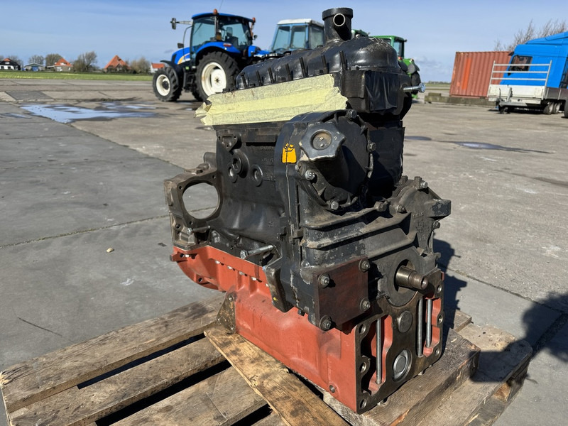 Fiat 8045 - Κινητήρας: φωτογραφία 2 Fiat 8045 - Κινητήρας: φωτογραφία 2