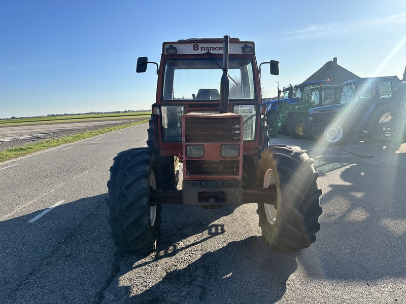 Fiat 90-90 DT - Τρακτέρ: φωτογραφία 2 Fiat 90-90 DT - Τρακτέρ: φωτογραφία 2