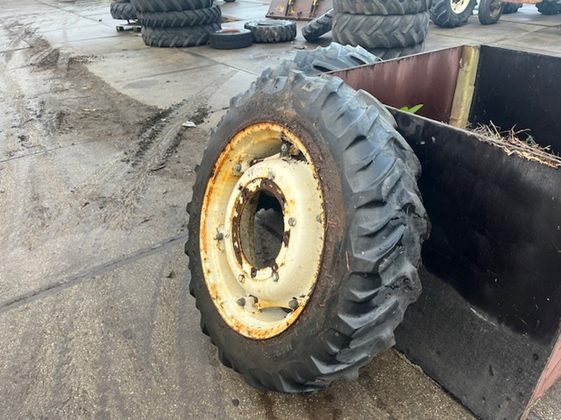 Firestone 11.2 R28 - Ζάντα: φωτογραφία 5 Firestone 11.2 R28 - Ζάντα: φωτογραφία 5