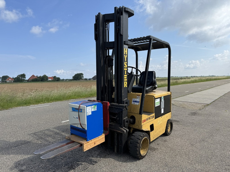 Hyster E2.50XL - Ηλεκτροκίνητο περονοφόρο: φωτογραφία 1 Hyster E2.50XL - Ηλεκτροκίνητο περονοφόρο: φωτογραφία 1
