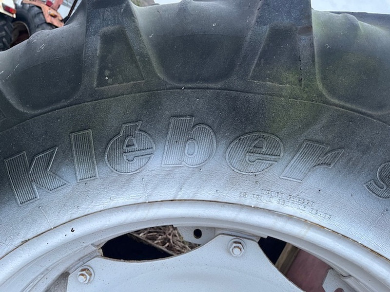Kleber 520.70 R38 - Ζάντα: φωτογραφία 3 Kleber 520.70 R38 - Ζάντα: φωτογραφία 3