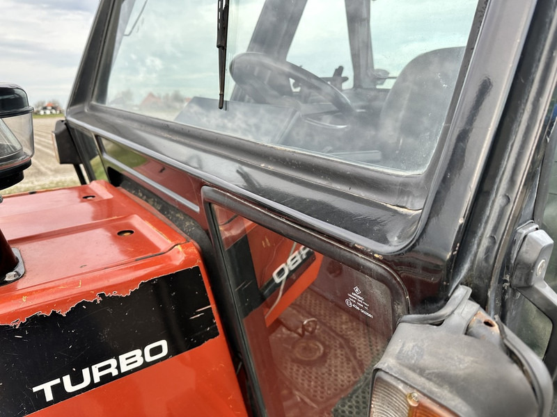 New Holland 180-90 DT - Τρακτέρ: φωτογραφία 4 New Holland 180-90 DT - Τρακτέρ: φωτογραφία 4