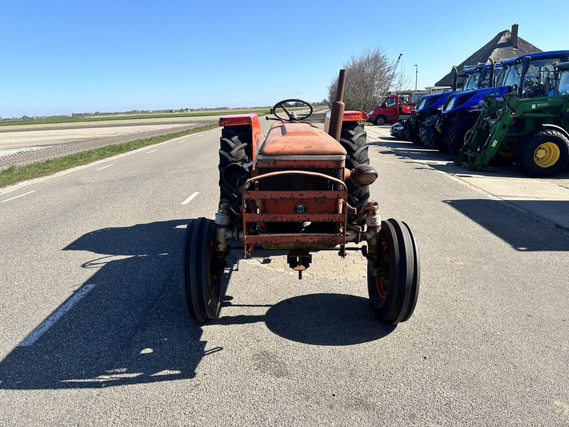 Zetor 4511 - Τρακτέρ: φωτογραφία 2 Zetor 4511 - Τρακτέρ: φωτογραφία 2